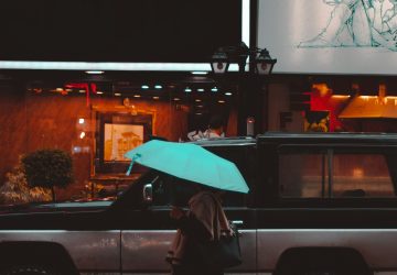 Penki moters eskizai iš Rojos eilėraščių (3/5)